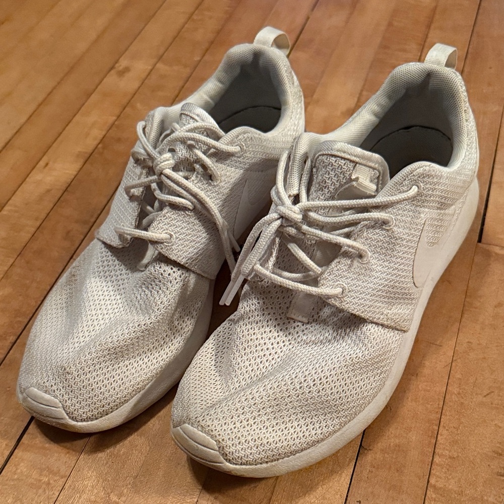 Nike White Athletic Shoes